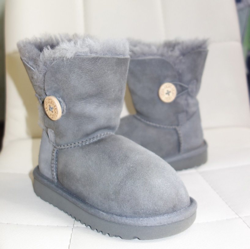 ugg1.2.jpg